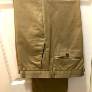 Men’s 34x30 Dockers khaki